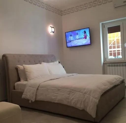 Royal Apartment